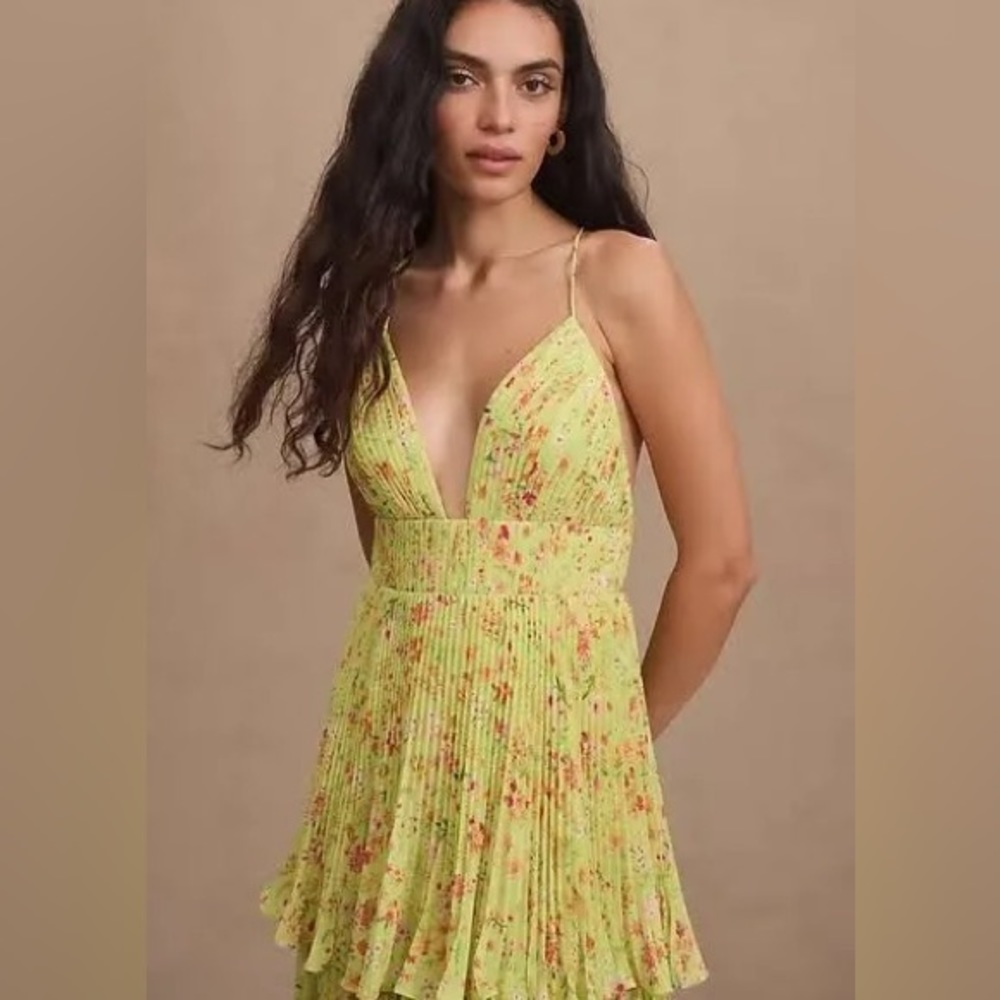 AMUR Women’s Nico Pleaded Floral Dress Size 0 Lime New - Picture 3 of 16